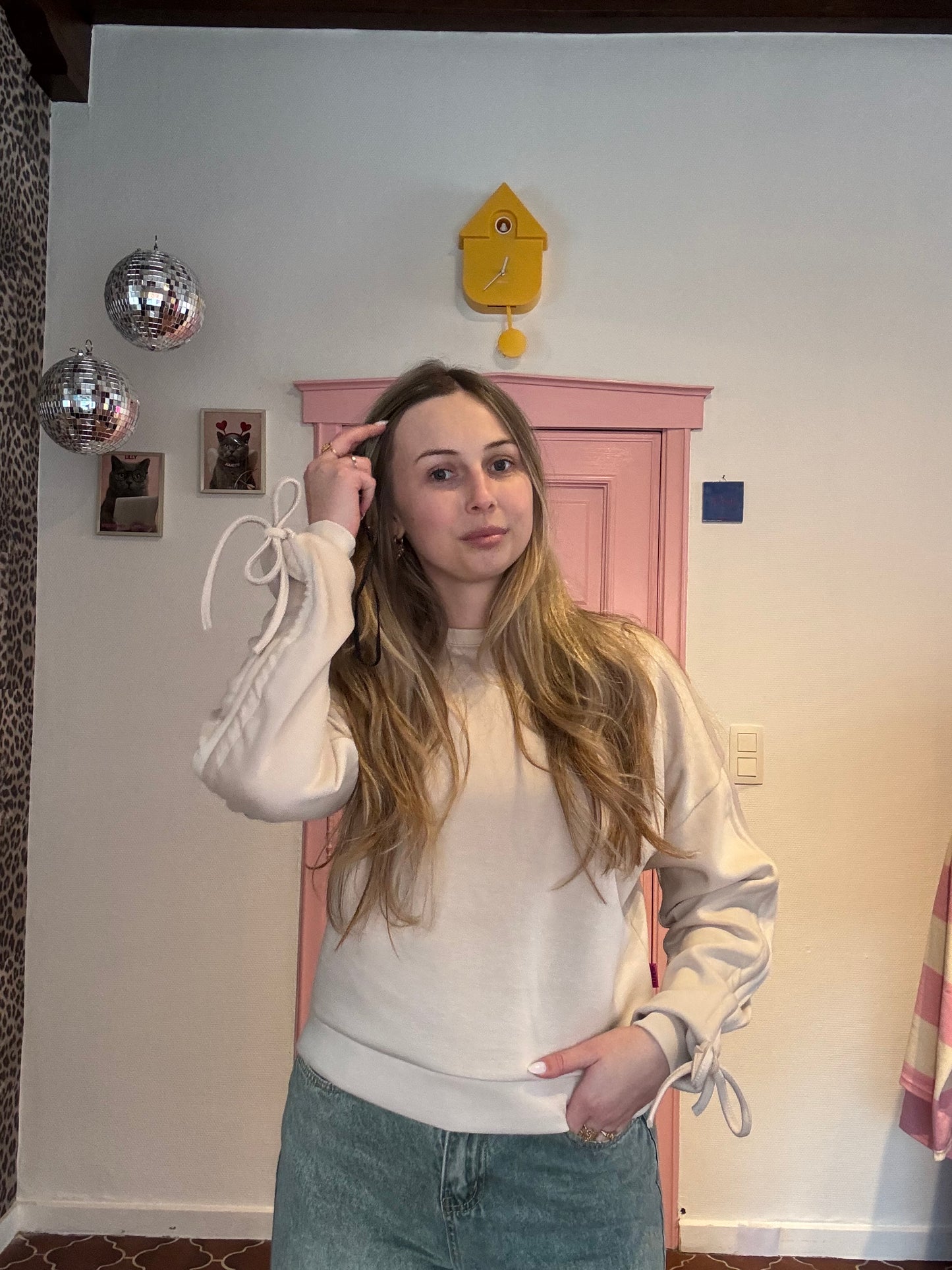 Fluresk - beige sweater met strik