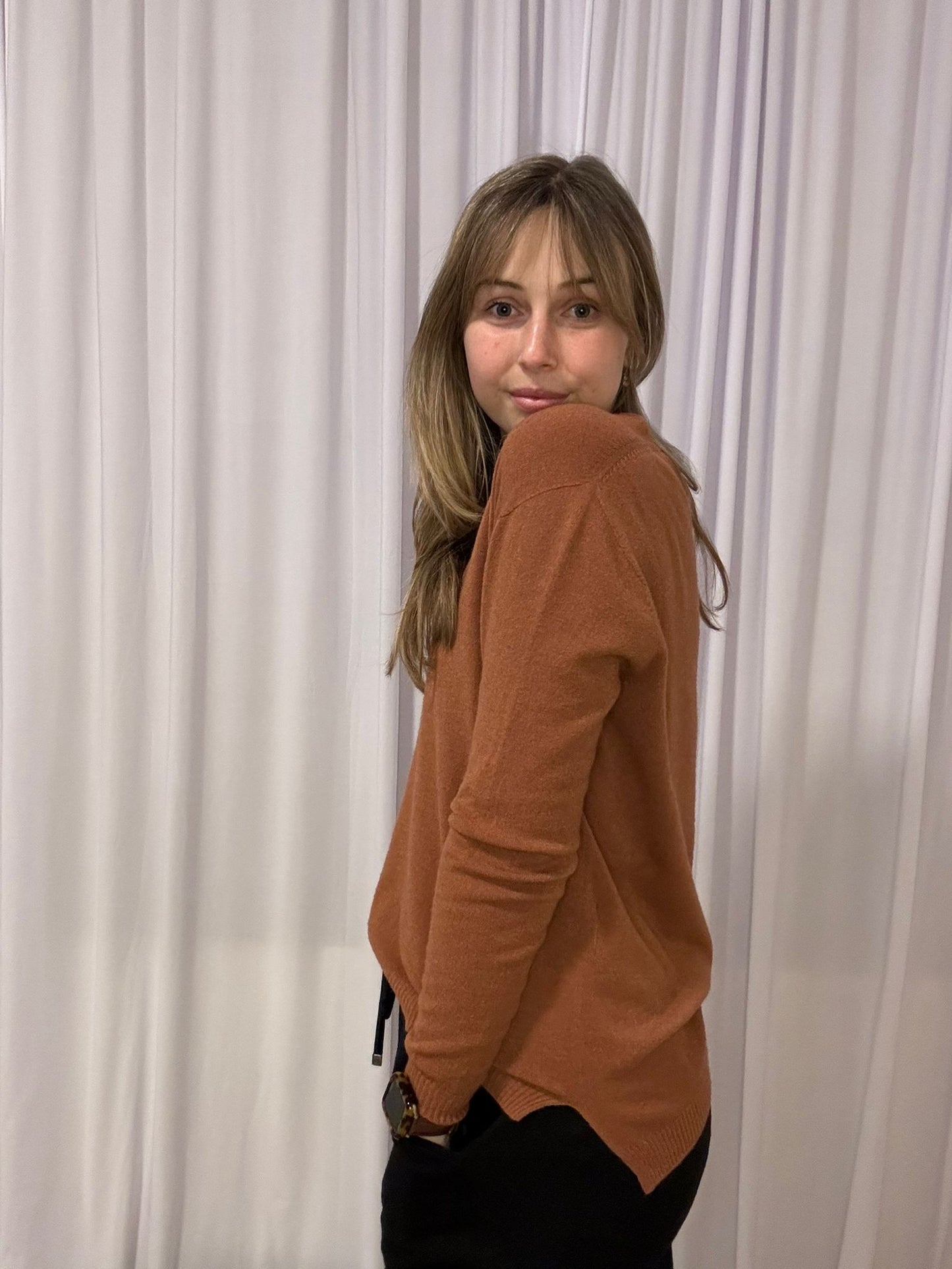 Juliette's roestkleurige trui