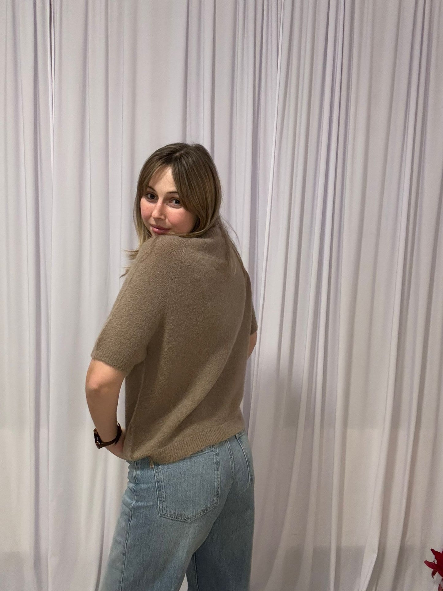 Juliette's bruine lente trui