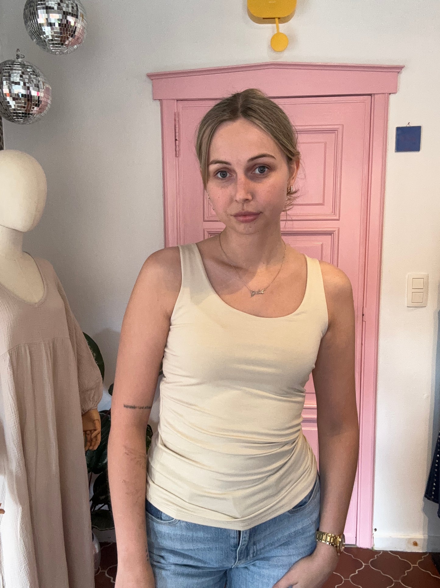 Julia's basic top