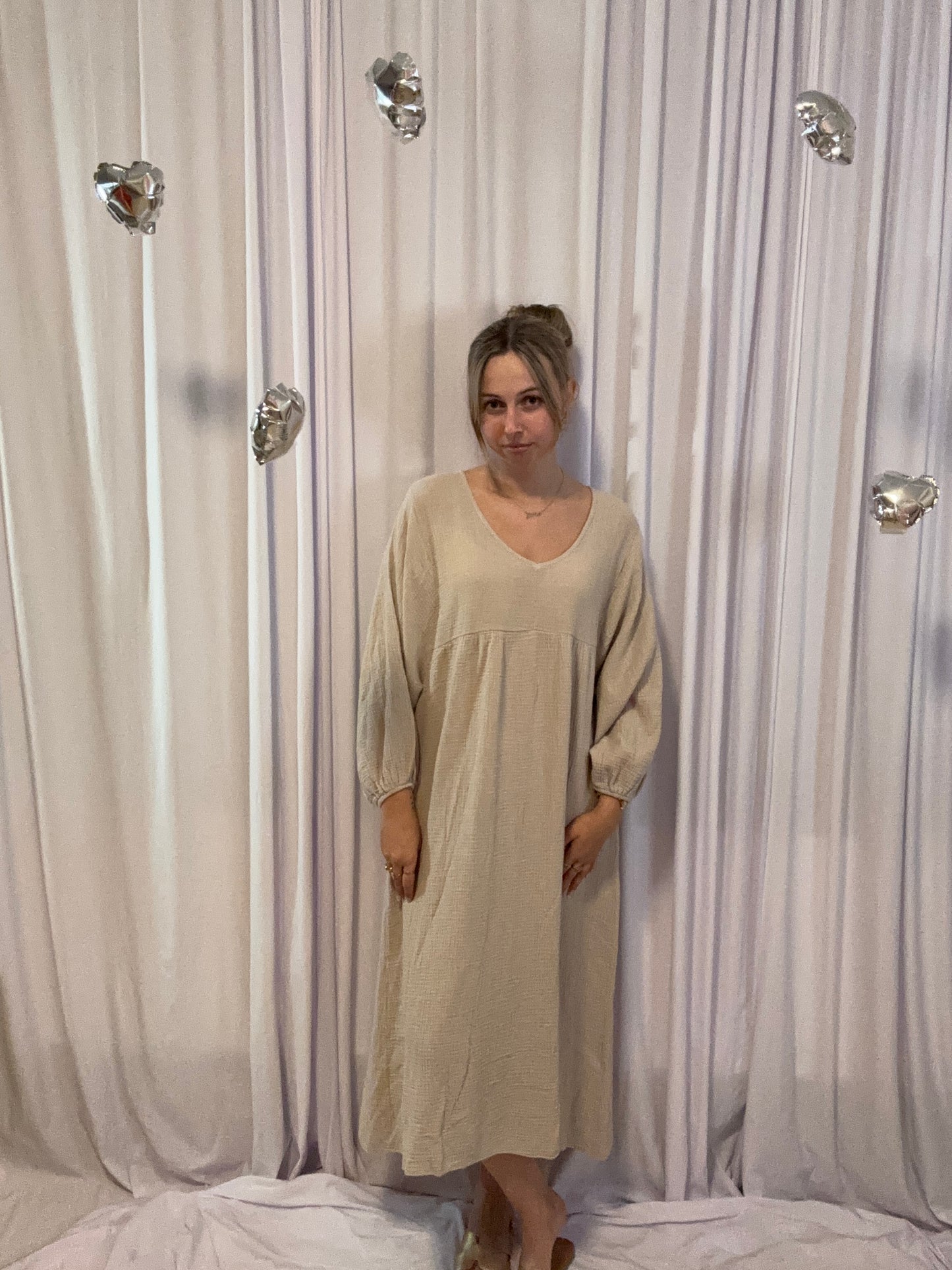 Julia's tetra dress  beige