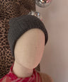 Muts grey
