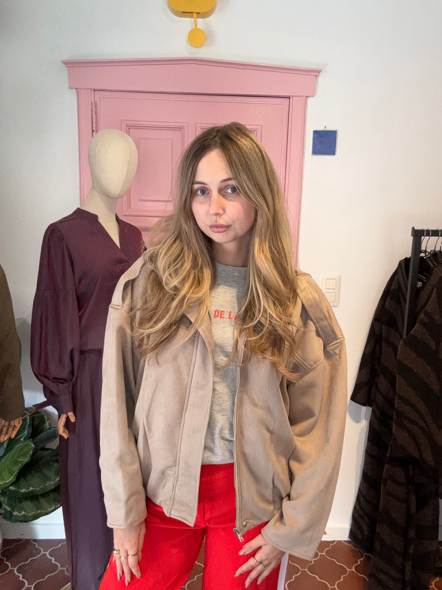 Juliette's bomber jacket suède beige