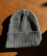 Muts grey