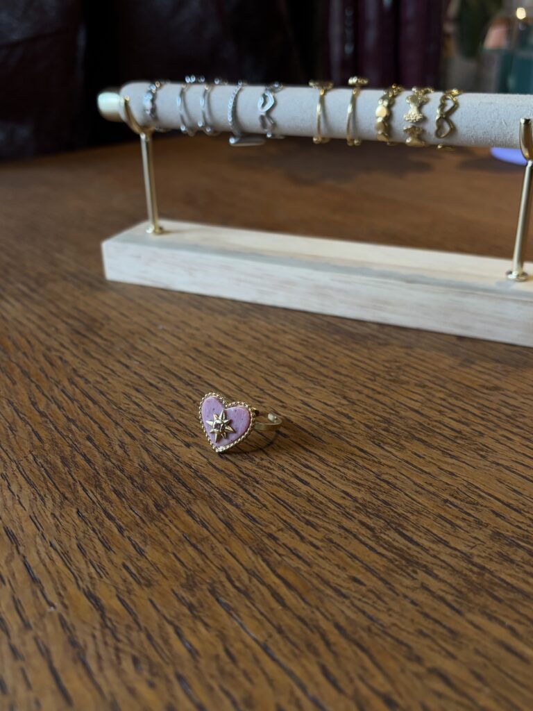 Ring heart of stars